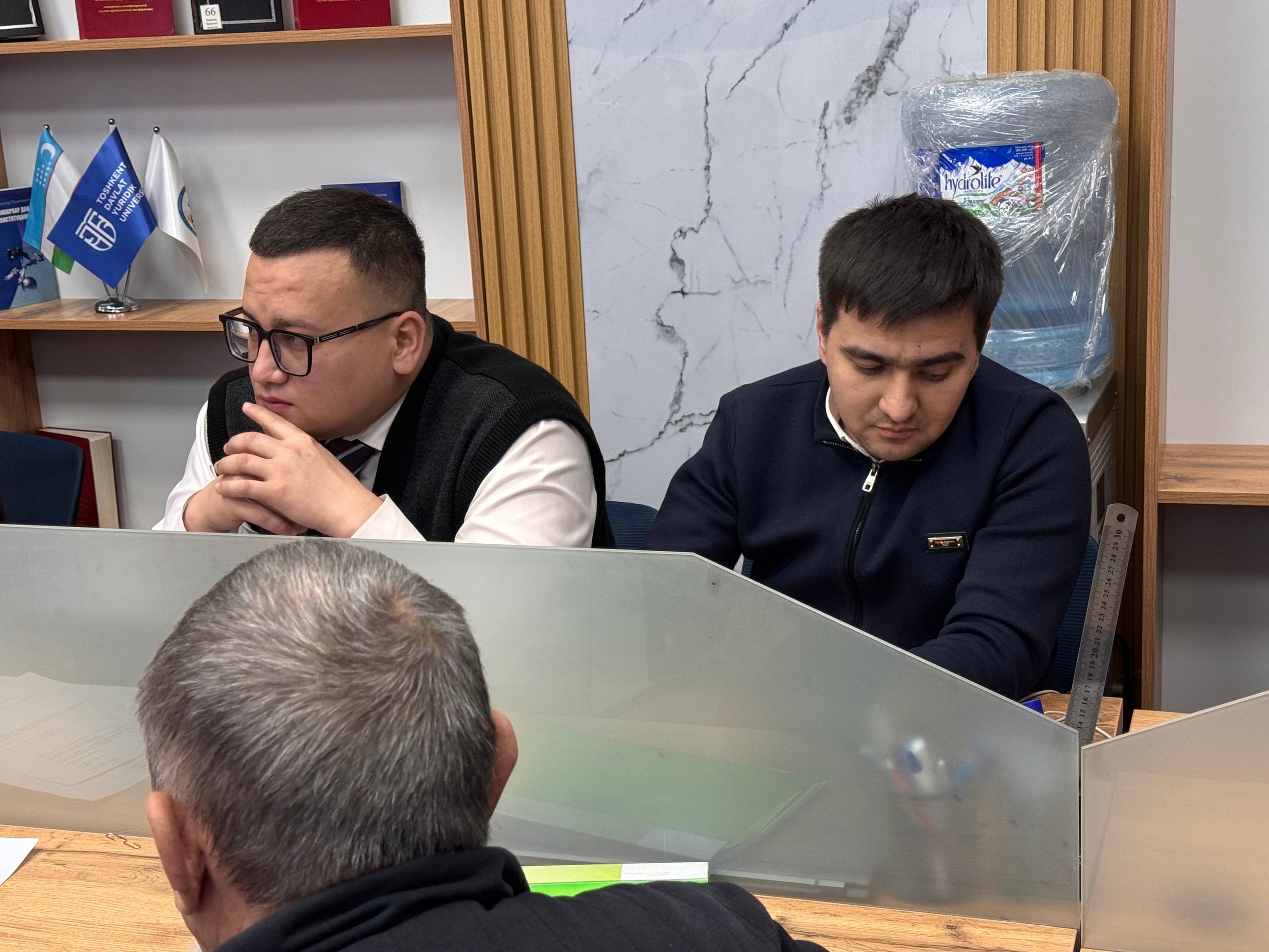 Pro bono legal aid initiative - Faculty and students providing legal consultations